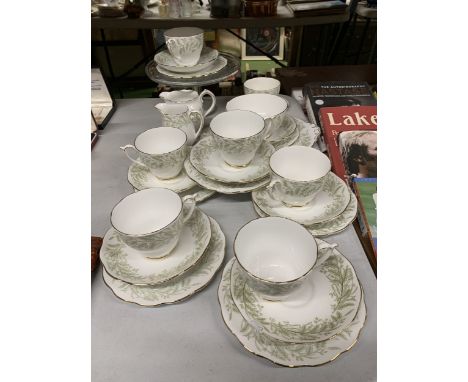 A WHISPERING GRASS FINE CHINA TEA SET TO INCLUDE TEA CUPS, SAUCERS, A SUGAR AND CREAMER ETC AND A GLASS FOOTED CAKE STAND
