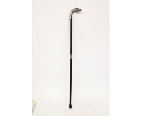 A TWO PIECE VULTURE HEAD HANDLED TRAVELLING WALKING STICK