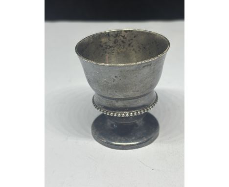 A HALLMARKED BIRMINGHAM SILVER EGG CUP