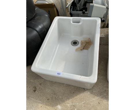 A WHITE TWYFORD BELFAST SINK