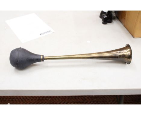 A LARGE BRASS LONDON TAXI HORN
