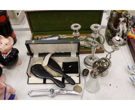 A MIXED LOT TO INCLUDE A VINTAGE BRUSH AND MIRROR SET, SILVER PLATED CANDLEABRA, SUGAR SHAKER, HAT PIN HOLDER WITH HAT PINS, 