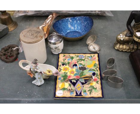 A MIXED LOT TO INCLUDE A ROYAL WORCESTER EGG CODDLER, LARGE COPPER SPOON, BOWL, NAPKIN RINGS, COMPASS, ETC
