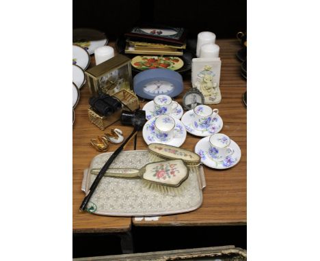 A MIXED LOT TO INCLUDE HAMMERSLEY COFFEE CANS AND SAUCERS, PHOTO FRAMES, MINIATURE LIMOGES SWANS, A TRAY WITH PETIT POINT BAC