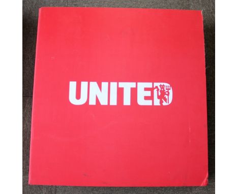 Manchester United Opus, limited edition, No 0000, over 800 pages, illustrated with over 2,000 images, over 400,000 words, wei