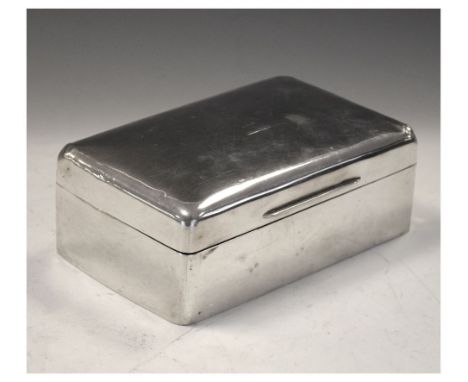 Edward VII silver table top box with hinged lid, London 1908, 14cm wide Condition: Most corners have knocks and are out of sh