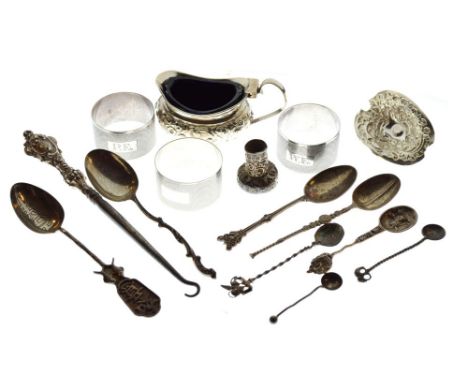 Quantity of silver and white metal items to include three Elizabeth II engine turned napkin rings, Birmingham 1970, Chinese w