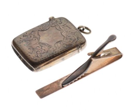 Edward VII silver vesta case, Birmingham 1901, together with an engine turned tie pin stamped 'silver', 27g gross approx (2) 