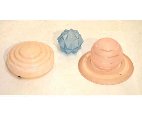 Quantity of circa 1930s lampshades Condition: Some chips to the rims present, please check the extra images provided prior to