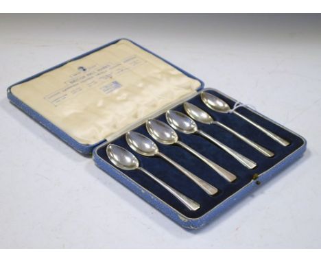 Cased set of six George V silver teaspoons commemorating the Silver Jubilee 1935 and featuring hallmarks from the six assay o
