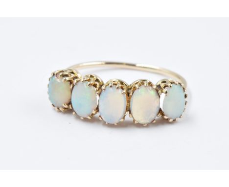 Five stone oval opal set ring, size K, 1.4g