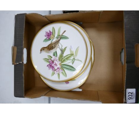 A collection of Spode Bird Theme Cabinet Plates: 