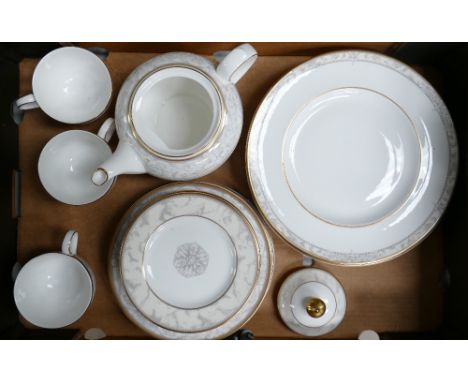 Royal Doulton Athena tea/dinnerware: comprising teapot, varios plates etc (factory seconds)(22) 