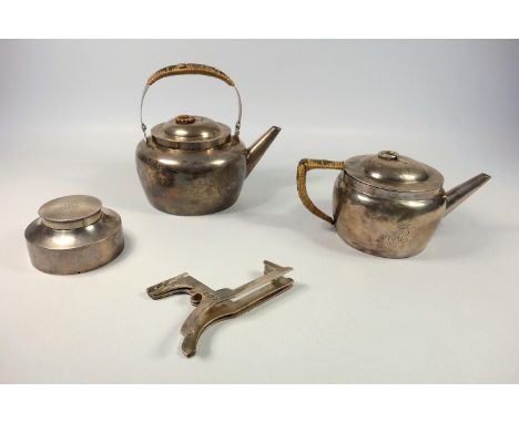 LATE VICTORIAN ARTS &amp; CRAFTS SILVER BACHELOR'S TRAVELLING SEVEN PIECE TEASET OF CIRCULAR FORM, EACH WITH AN ENGRAVED EARL