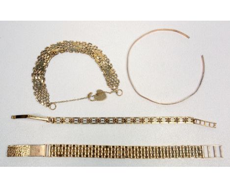THREE 9 CT GOLD BRACELETS AND A BANGLE (BROKEN), 31.7 GRAMS (4) 