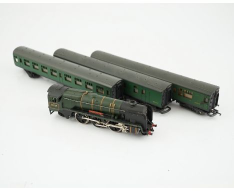 Sixteen 00 gauge model railway items by Hornby, Lima, etc. including a BR West Country Class 4-6-2, Boscastle, together with 