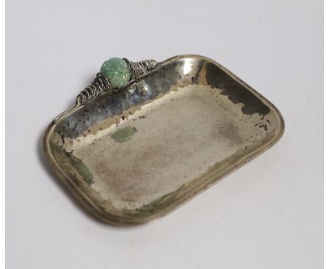 A Chinese white metal and bowenite jade mounted dish, 14.7cm, gross 3.7oz. Jade sphere is approximately 19mm by 19mm.