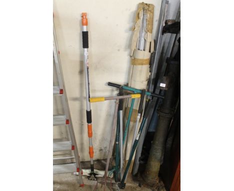 A QUANTITY OF MAINLY GARDENING TOOLS 