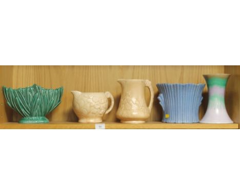 A COLLECTION OF CERAMIC JUGS TO INCLUDE SYLVAC, SHELLY, ETC 