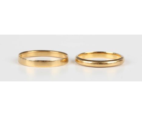 A 22ct gold wedding ring, Birmingham 1932, weight 3.2g, ring size approx N, and a late Victorian 18ct gold wedding ring, Birm