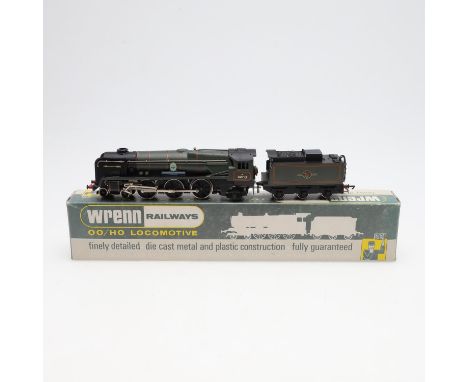 W2269 Sir Keith Park, Rebuilt BR Green Golden Arrow, with its box and booklet. *Condition: In generally good condition, box g