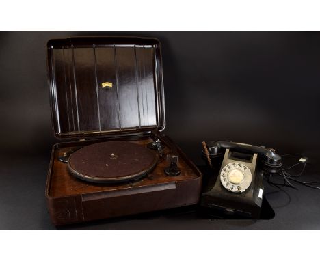 A Vintage Columbia 'Magic Notes' Electric Record Player 1930's record player in brown Bakelite case for playing 78's. Model n