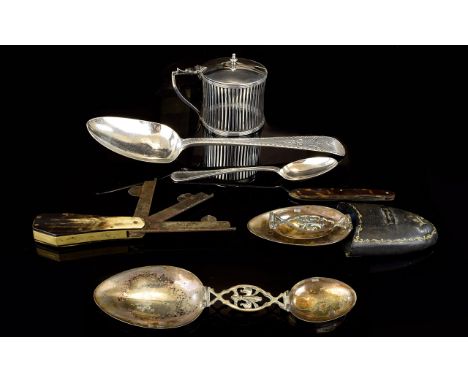 A Collection of Small and Interesting Assorted Silver Items ( 6 ) Six Items In Total. Comprises 1/ Travellers Fold-up 19th Ce