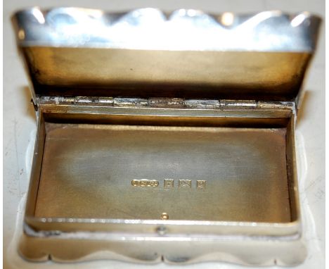 A modern engine turned silver snuff box with monogrammed cartouche, Birmingham assays