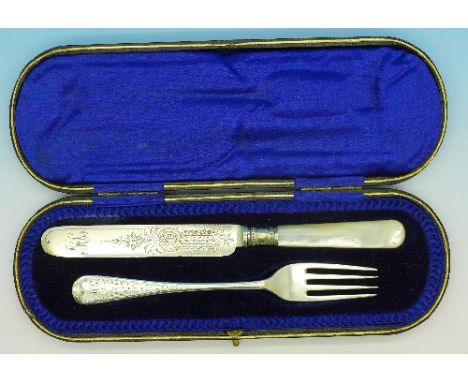 A silver knife and fork, Sheffield 1897 and 1900, makers WSS and JR, matched pair, with box