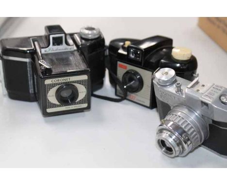 COLLECTION OF VINTAGE CAMERAS including Coronet Flashmaster, Comet S, Kodak Brownie, Compur-Rapid, etc (12)