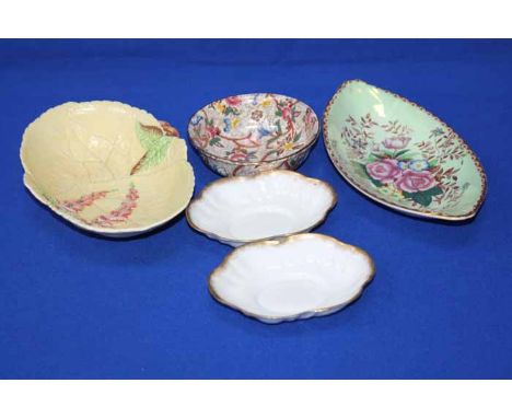 MIXED LOT OF CERAMIC SERVING DISHES AND PLATES 
including Carltonware, Malinc, Mason's Ironstone, Royal Doulton etc 

