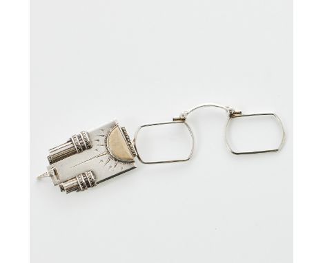 Lorgnon mit Markasiten als Anhänger aufklappbar zur BrilleArt Déco, um 1920-1930. 935/- Silber, gestemp. Gew.: 18,4 g. Punze: