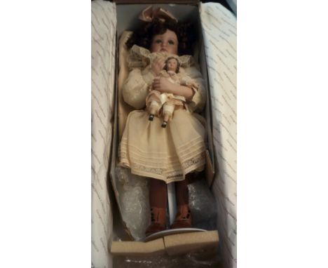 Vintage Collectable Doll-Georgetown Collection 'Sophie' by Pamela Phillips, a limited edition serial number 5E5155, crafted o
