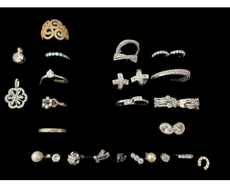 A number of predominantly silver jewellery items.  Includes 5 silver rings, 2 hallmarked inc sapphire cluster ring and 3 stam