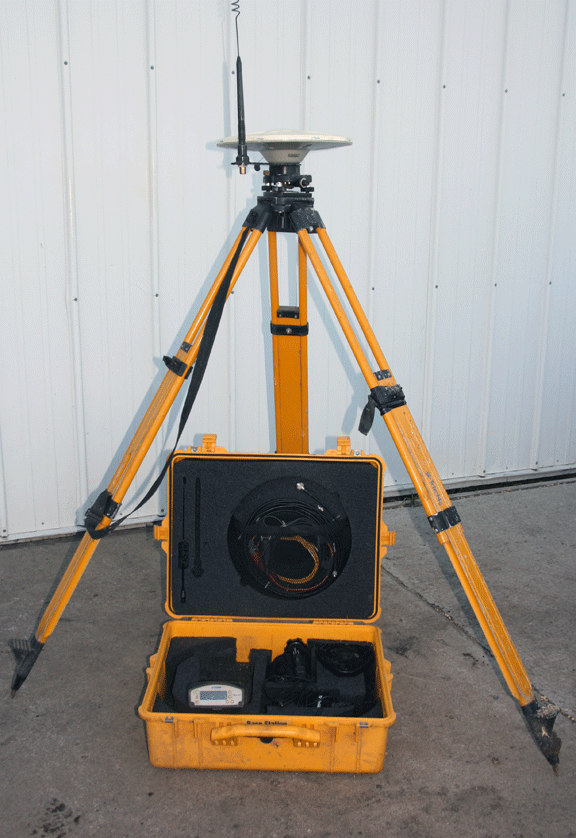 Trimble RTK GPS Base Station - Sub Inch Accuracy & Tripod