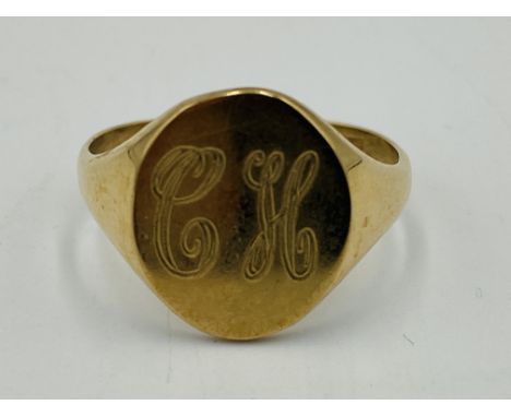 9ct gold signet ring, 3g, size M1/2. Estimate: £55-80