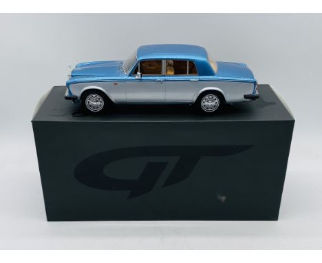A boxed GT Spirit limited edition Rolls Royce Silver Shadow II die-cast car in blue/grey (1:18 scale)