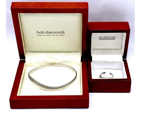 A 925 silver "Hot Diamonds" bangle and similar ring