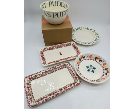 Five assorted pieces of Emma Bridgewater christmas patterned serving plates and dishes to include a pudding basin etc.