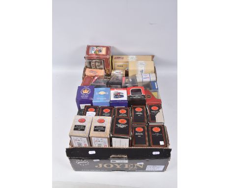 A COLLECTION OF BOXED WEST MIDLANDS RELATED BUS MODELS, majority 1/76 scale, majority are models of West Midlands P.T.E. and 