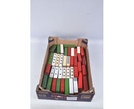 A COLLECTION OF UNBOXED EFE 1/76 SCALE BUS AND COACH MODELS, all are models of vehicles from fleets in southern and eastern E