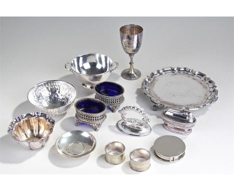 Mixed silver plated wares, to include a slaver, a pair of napkin rings, bowls, lighter, etc, (qty) - Please enquire for posta