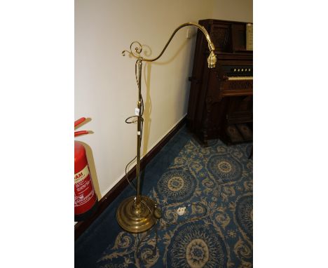 Brass Telescopic Light (Floor)