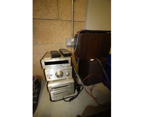 Technics Stereo with Speaker