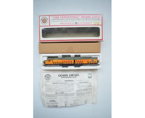 Bachmann boxed N gauge Centennial DD40X Union Pacific 16 wheel locomotive (item no 66551) with operating headlights and blink