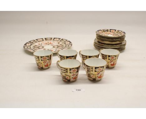 Royal Crown Derby 19 piece Imari pattern tea service pattern No.2451 comprising of six cups, side plates, saucers and matchin