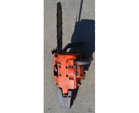 Husqvarna petrol powered chainsaw, A/F, compresses but will not start 