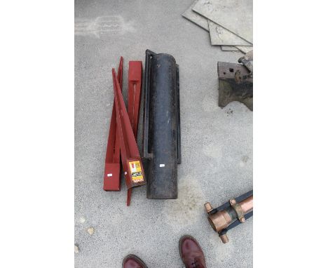 Heavy two handled post knocker with three steel supports for fence posts 