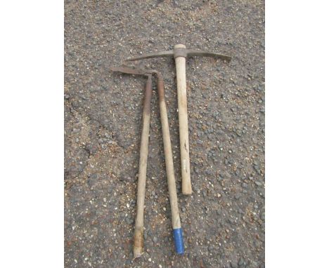 Pick axe and edging shears&nbsp;