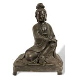 Asiatika wohl China, Bronze der Guanyin, signiert